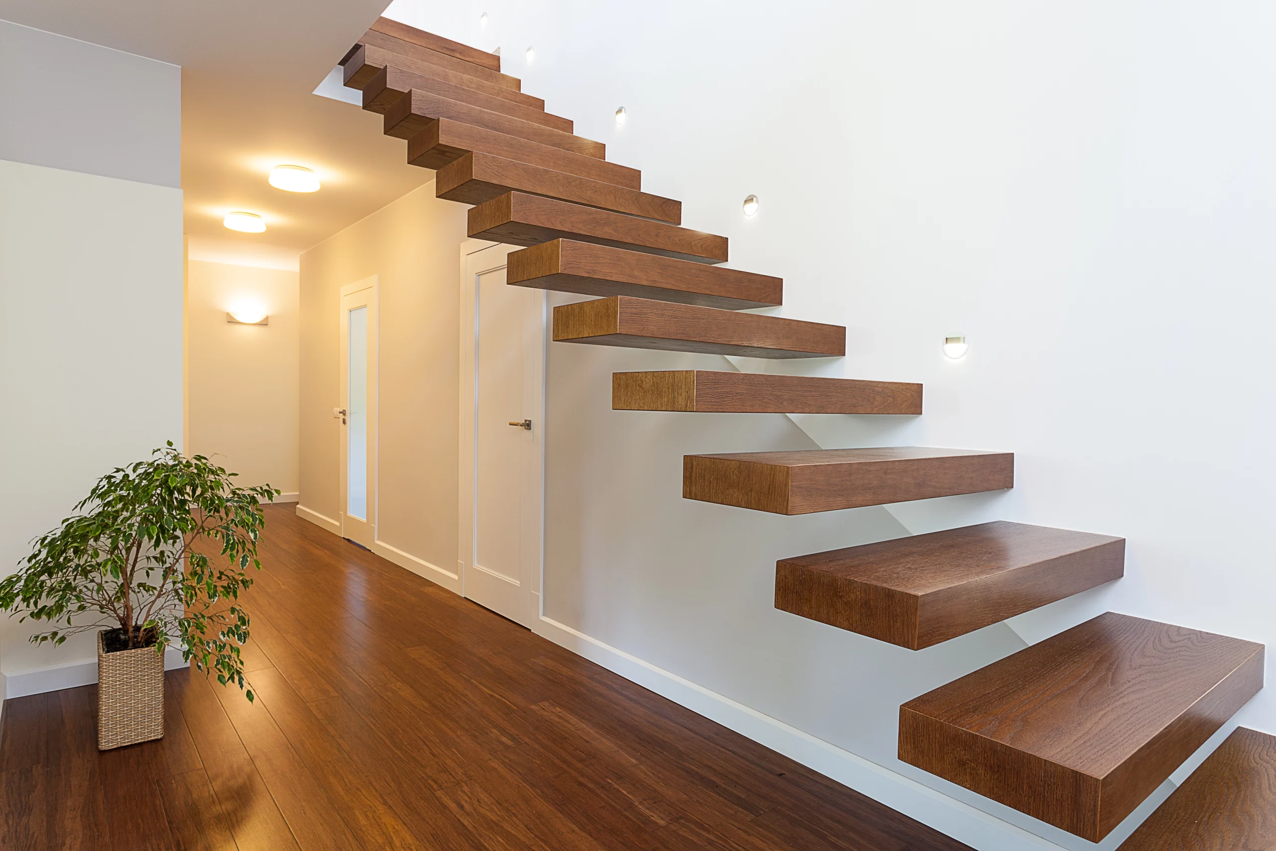 Escaleras flotantes
